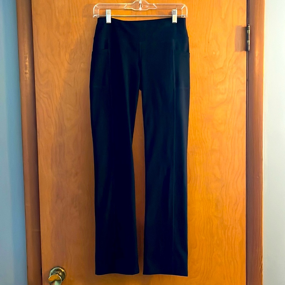 Skechers Black Exercise Bootcut Pants, 4 Pockets. Size S